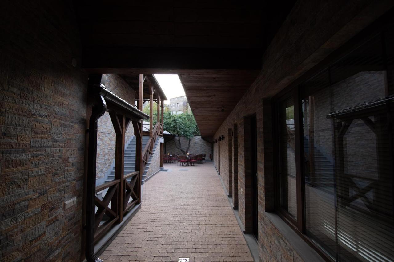 Boutique Living Hotel By Arta Erivan Exterior foto