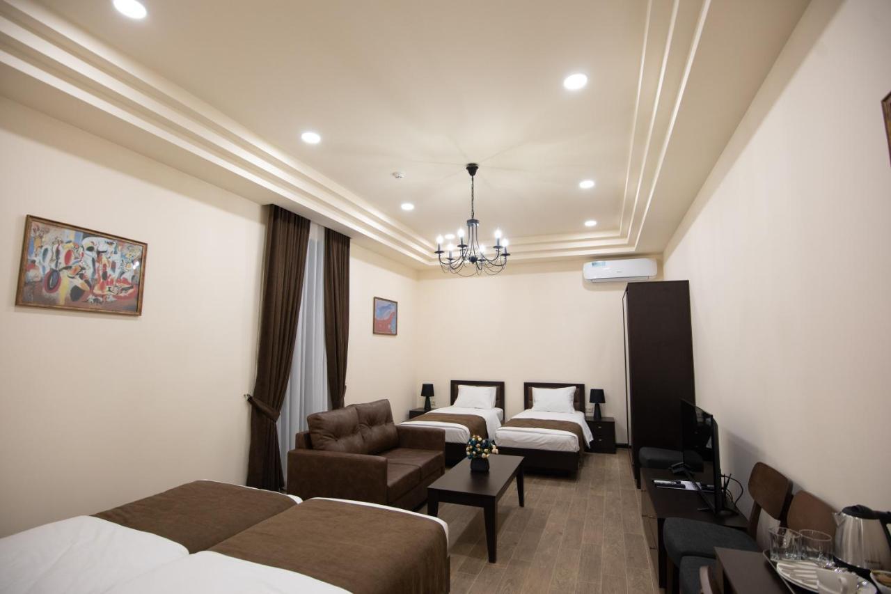 Boutique Living Hotel By Arta Erivan Exterior foto