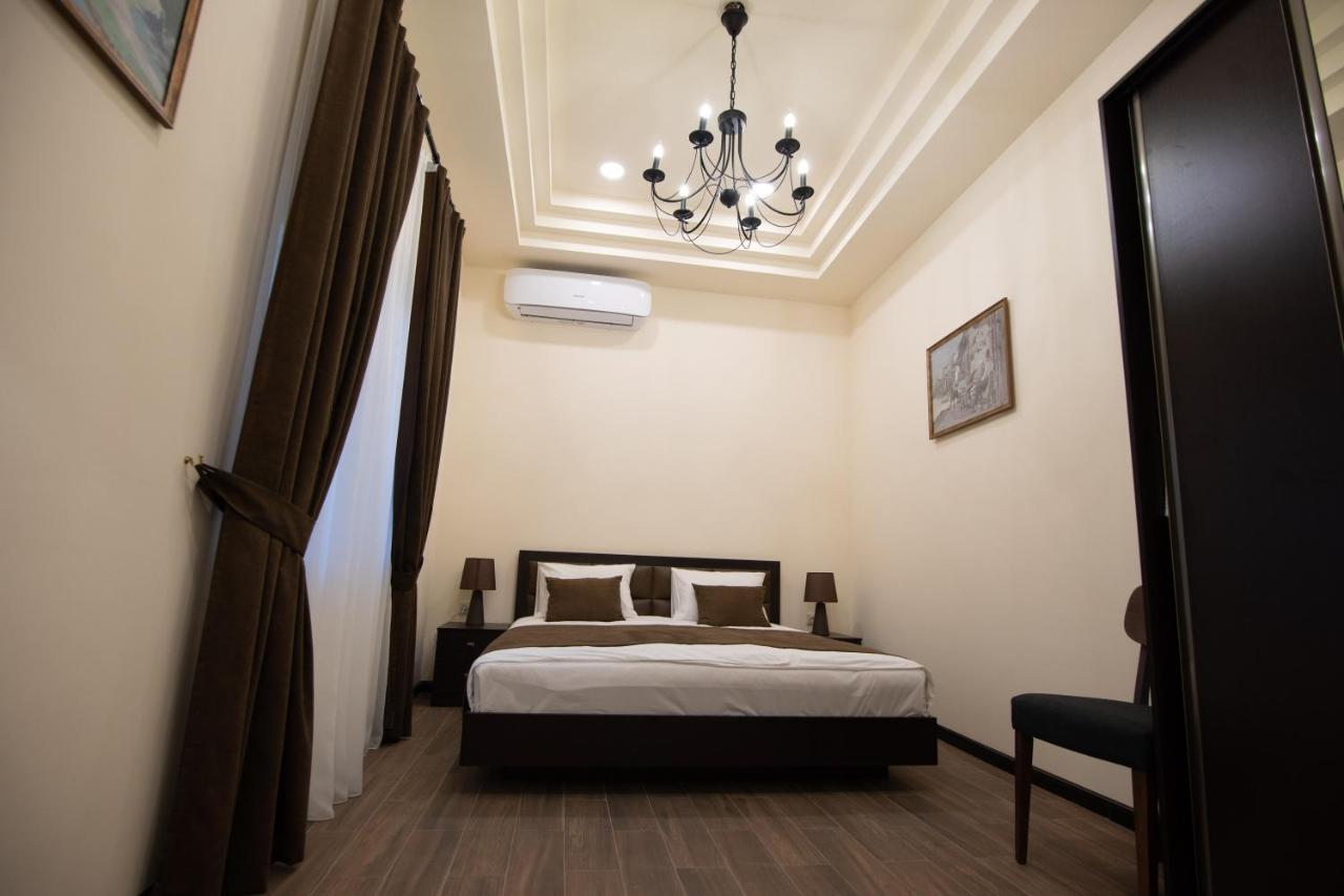 Boutique Living Hotel By Arta Erivan Exterior foto