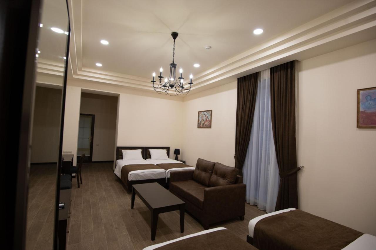 Boutique Living Hotel By Arta Erivan Exterior foto