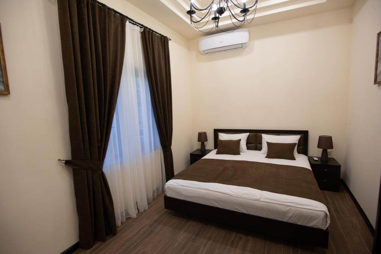 Boutique Living Hotel By Arta Erivan Exterior foto
