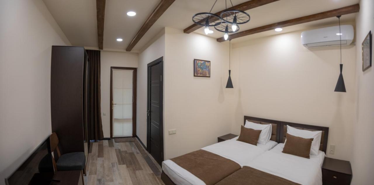 Boutique Living Hotel By Arta Erivan Exterior foto