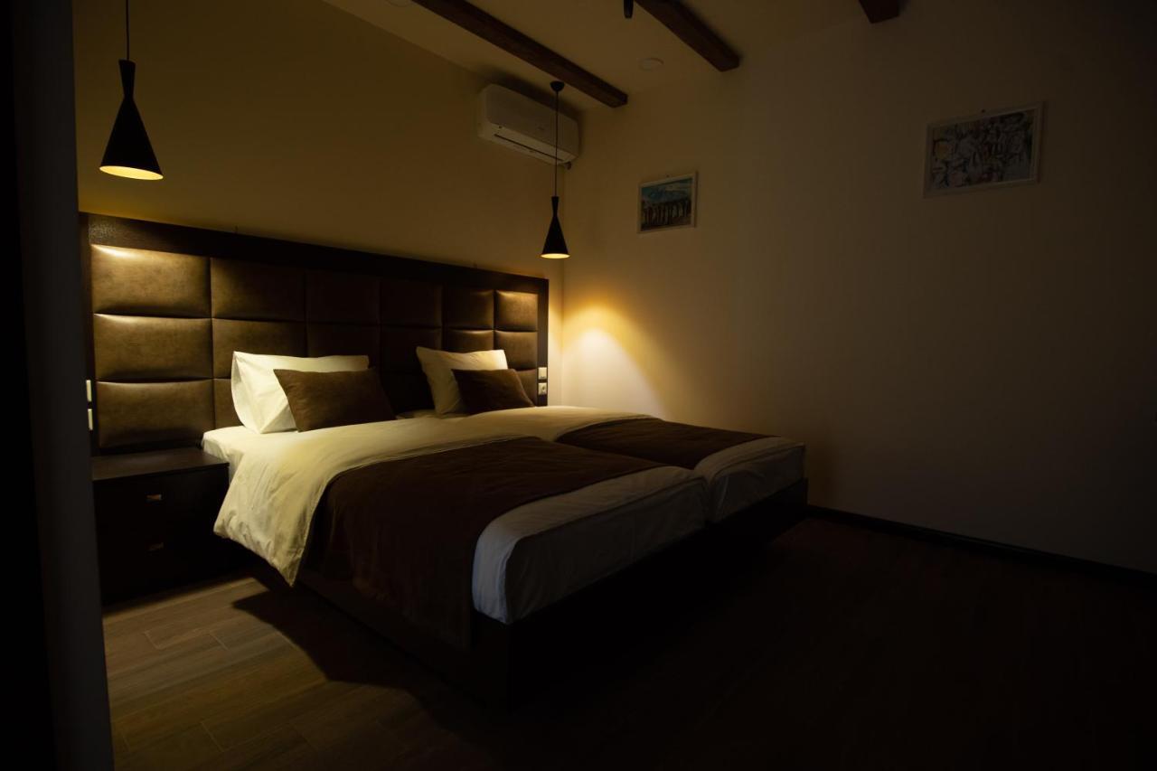 Boutique Living Hotel By Arta Erivan Exterior foto