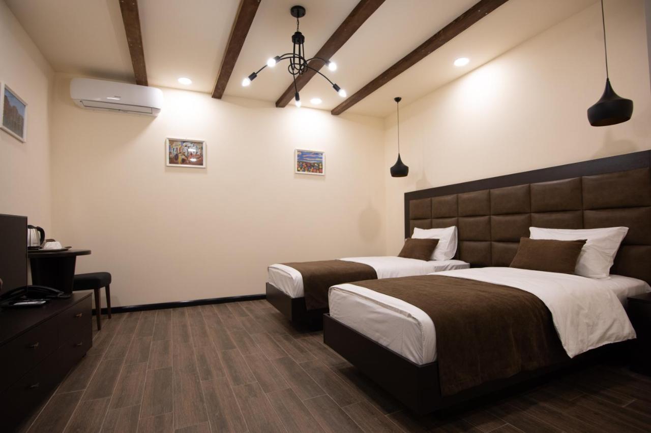 Boutique Living Hotel By Arta Erivan Exterior foto